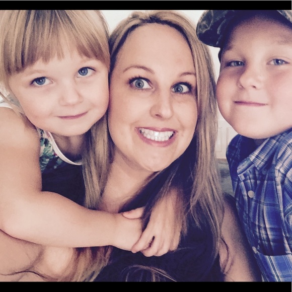 Meet your Posher, Rachel - Picture 2 of 7